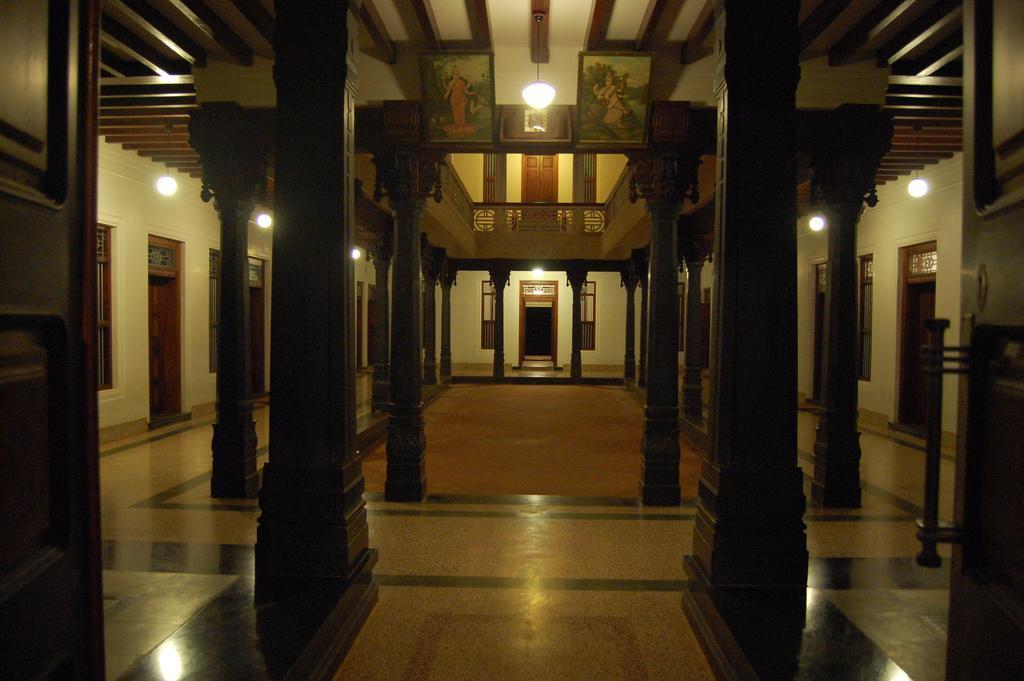 Visalam Chettinad Palace - A Cgh Earth Experience Kanadukattan Luaran gambar