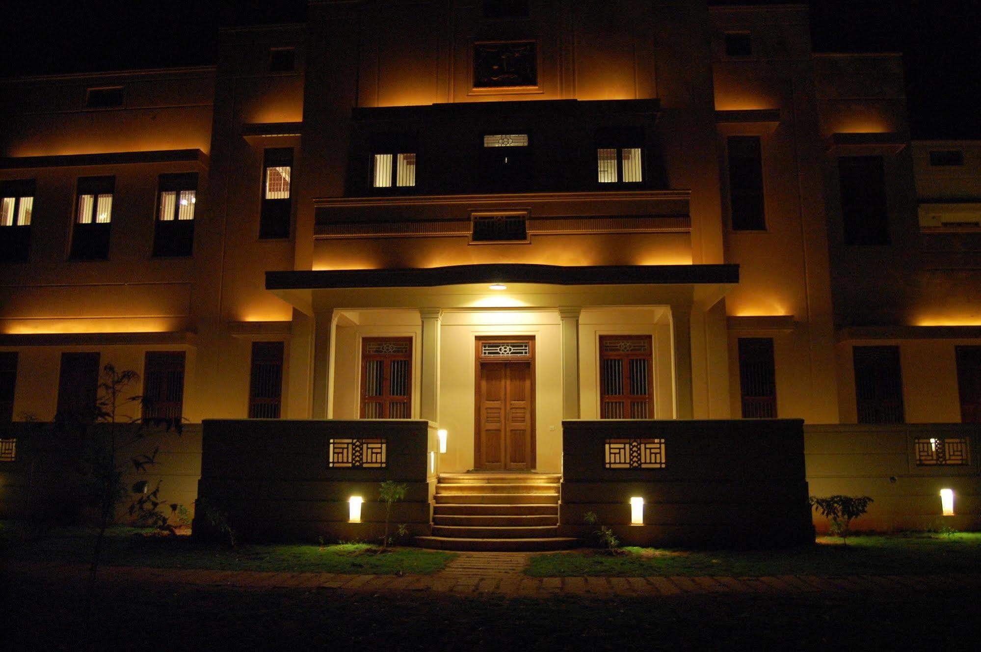 Visalam Chettinad Palace - A Cgh Earth Experience Kanadukattan Luaran gambar