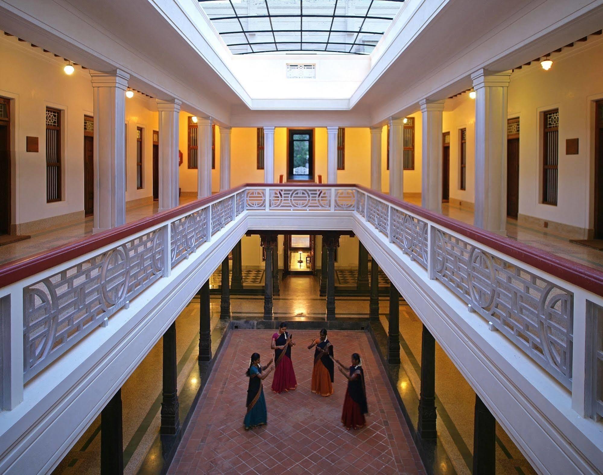 Visalam Chettinad Palace - A Cgh Earth Experience Kanadukattan Luaran gambar
