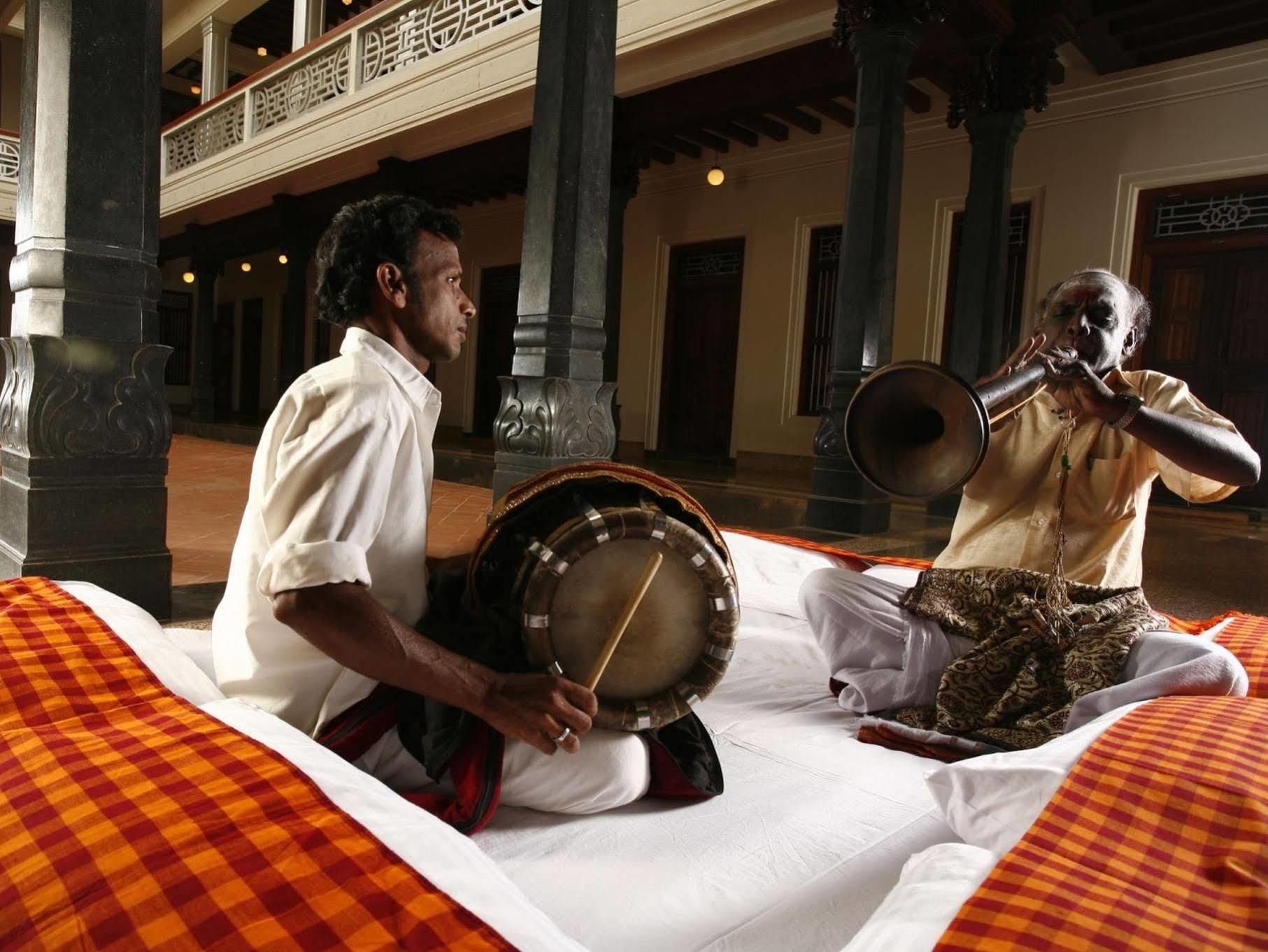 Visalam Chettinad Palace - A Cgh Earth Experience Kanadukattan Luaran gambar